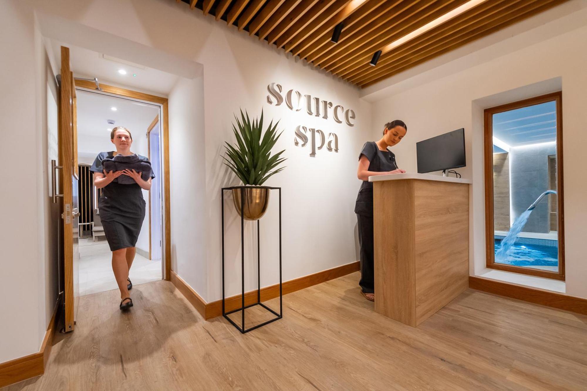 The Victoria Hotel & Source Spa Sidmouth Bagian luar foto